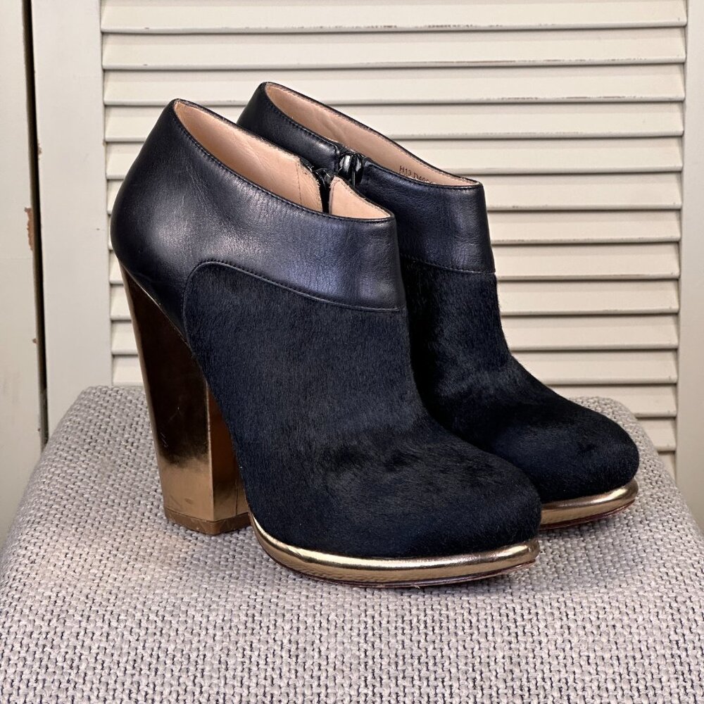 Cole Haan Sophie Black Cow Hair & Leather Ankle Boots Booties Gold Heel Size 7 B